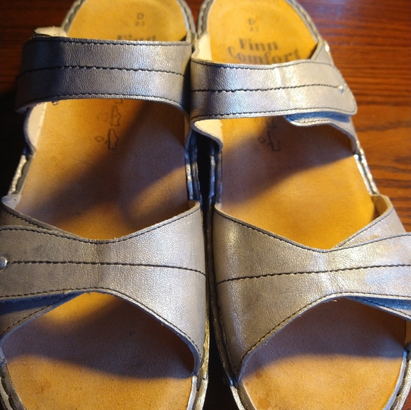 Finn Comfort Sansibar Metallic Slides 2 Velcro Straps  Size D43 Made in Germany - Picture 10 of 12